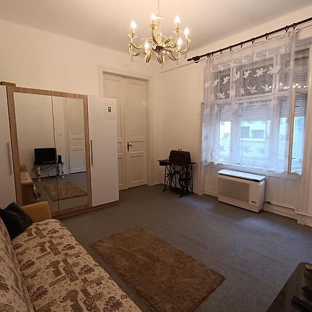 Rom Apartman Budapeszt Zewnętrze zdjęcie